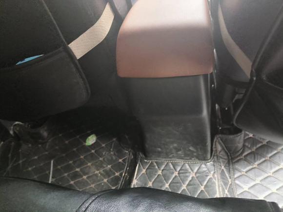 [武汉·鄂A] 二手陆风陆风X22017款 1.6L 自动锋锐版