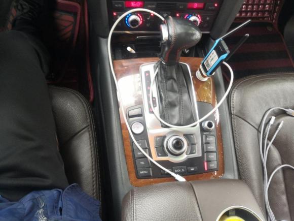 [上海·沪A] 二手奥迪奥迪Q72013款 35 TFSI 进取型