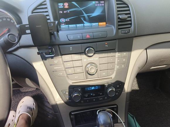 [上海·鲁Y] 二手别克君威2012款 2.4L SIDI旗舰版