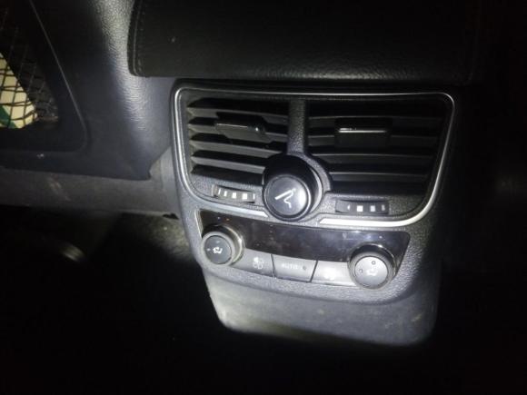 [杭州·浙A] 二手标致标致5082011款 2.3L 自动豪华版