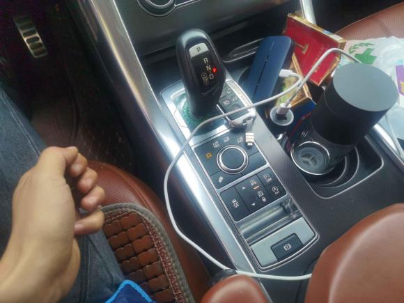 [义乌·浙G] 二手路虎揽胜运动版2017款 3.0 SC V6 HSE DYNAMIC