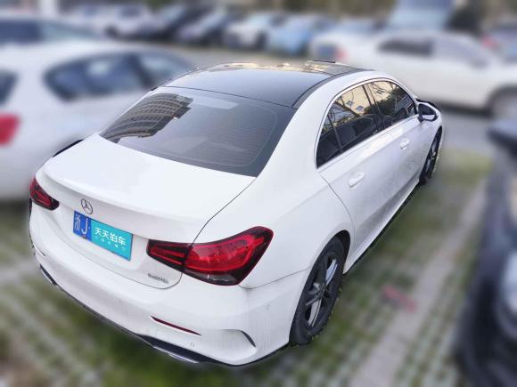 [台州·浙J] 二手奔驰奔驰A级2020款 改款 A 180 L 运动轿车特殊配置