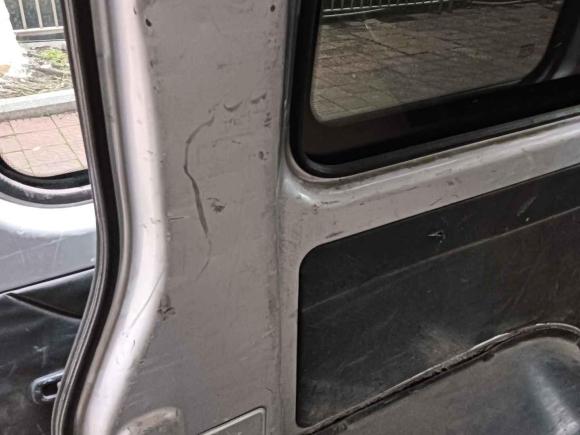 [佛山·粤E] 二手长安凯程长安睿行M902017款 2.0L超值版6座掀背门4G94S