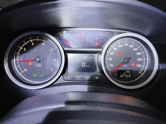 [常州·苏D] 二手标致标致5082011款 2.3L 自动旗舰版