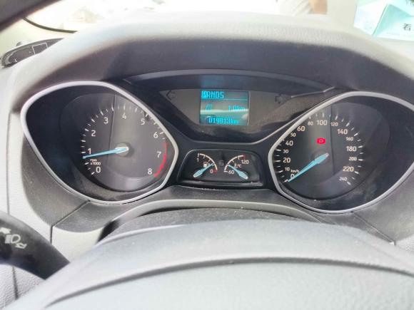 [温州·浙C] 二手福特福克斯2018款 两厢经典 1.6L 自动舒适型智行版