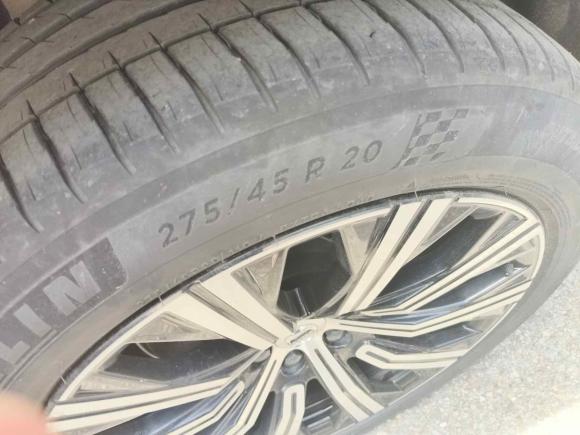 [武汉·鄂W] 二手沃尔沃沃尔沃XC902022款 B6 智雅豪华版 7座