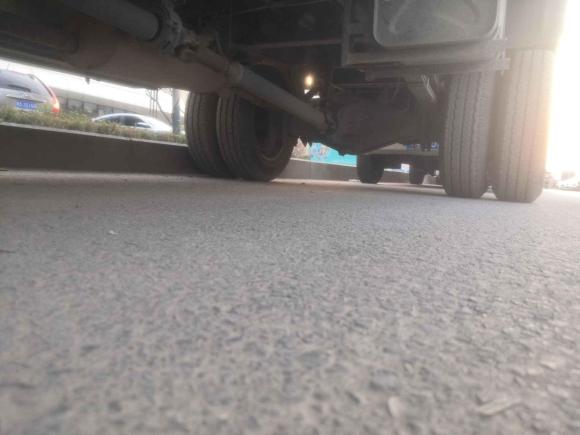 [西安·陕U] 二手长安跨越跨越王X52021款 2.0L汽油CNG舒适版单排双后轮栏板3600mm货箱LJ481QS6