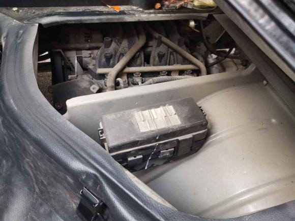 [合肥·粤B] 二手长安跨越跨越王X52018款 1.5L标准型单排后双轮标准货箱DK15C