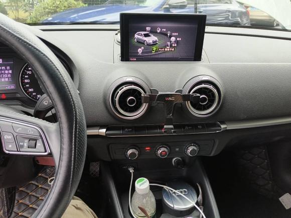 [上海·沪F] 二手奥迪奥迪A32018款 30周年年型 Sportback 35 TFSI 进取型