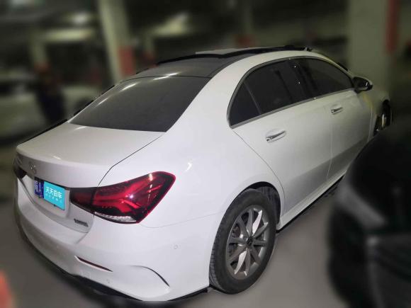 [合肥·皖A] 二手奔驰奔驰A级2021款 A 200 L 运动轿车时尚型