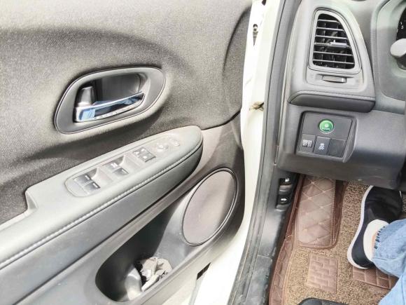 [南京·苏A] 二手本田缤智2015款 1.5L CVT两驱舒适型