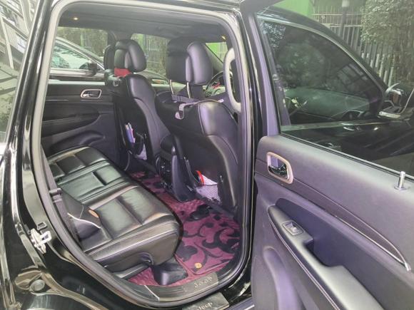 [深圳·粤B] 二手Jeep大切诺基2017款 3.0L 精英导航版