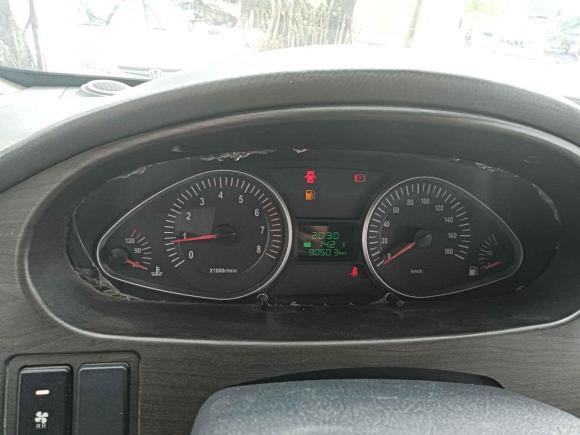 [佛山·粤E] 二手江汽集团瑞风2015款 2.0L穿梭 汽油长轴标准版HFC4GA3-3D