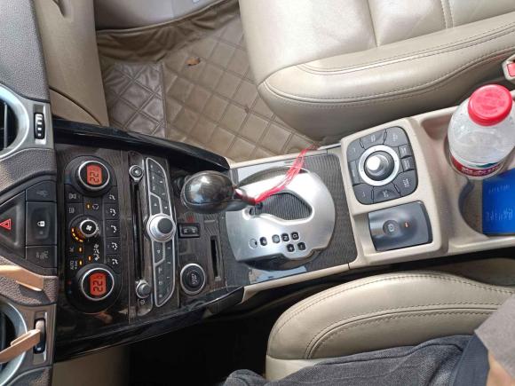 [无锡·苏B] 二手雷诺科雷傲2012款 2.5L 两驱舒适导航版