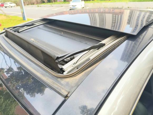 [合肥·皖A] 二手雷诺纬度2013款 2.0L CVT豪华导航版