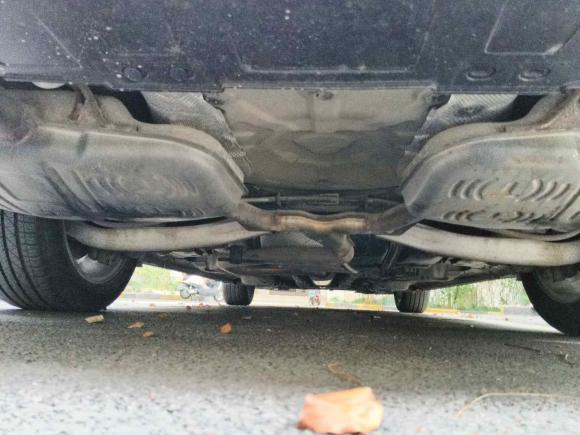 [上海·沪L] 二手别克君越2011款 2.4L SIDI豪雅版