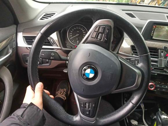 [南京·苏A] 二手宝马宝马X12016款 sDrive20Li 豪华型