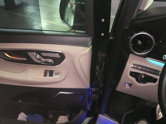 [北京·京C] 二手奔驰奔驰V级2018款 V 260 尊贵版 国V