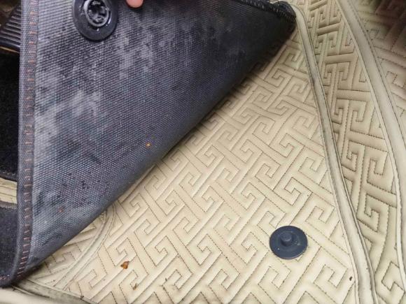 [成都·川A] 二手路虎神行者22014款 2.2T SD4 SE柴油版