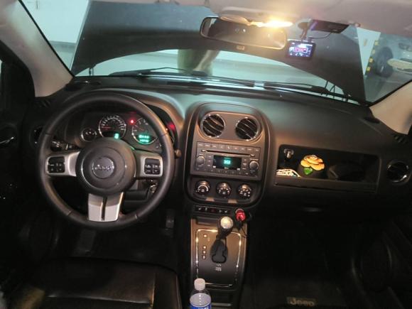 [上海·苏M] 二手Jeep指南者2013款 2.0L 两驱豪华版