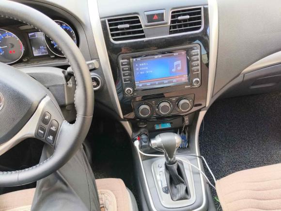 [上海·辽A] 二手东风风行风行S5002016款 1.6L CVT尊享型