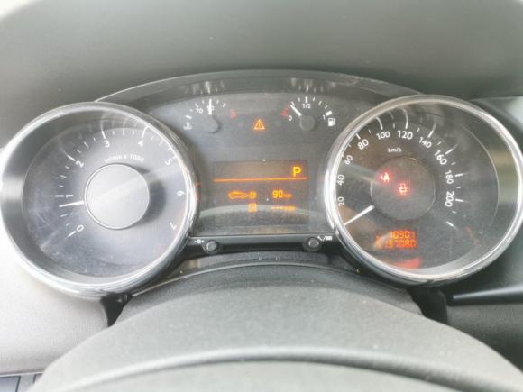 [台州·浙J] 二手标致标致30082015款 2.0L 自动潮流版