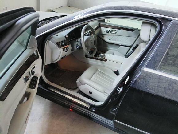 [上海·沪N] 二手奔驰奔驰E级2012款 E 300 L 优雅型