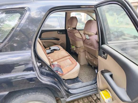 [无锡·苏B] 二手起亚狮跑2013款 2.0L 自动两驱版GL