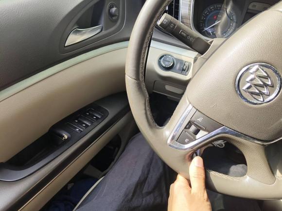 [南昌·赣A] 二手别克别克GL82011款 3.0L XT豪华商务旗舰版