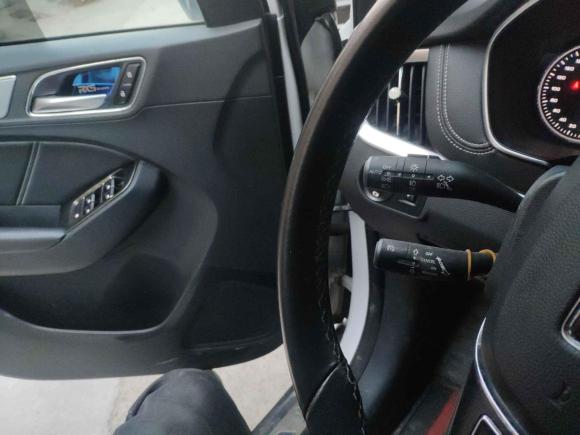 [济南·鲁A] 二手荣威荣威RX52016款 30T 两驱自动互联网智享版