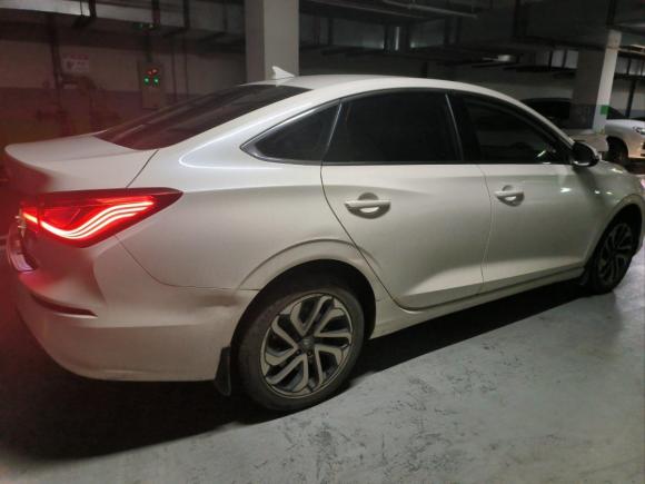 [深圳·粤B] 二手长安逸动新能源2019款 EV460 智享版