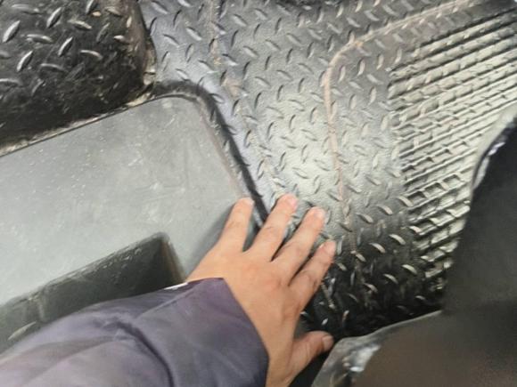 [常州·苏D] 二手上汽大通MAXUS新途V702023款 2.0T 精英版 手动短轴低顶 5/6座（125Ps）