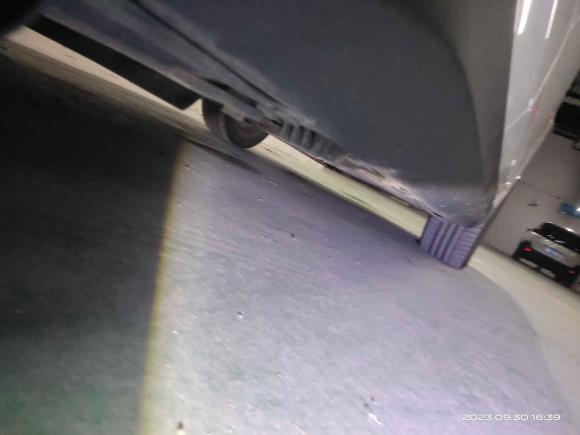 [青岛·鲁U] 二手宝马宝马X12010款 sDrive18i豪华型