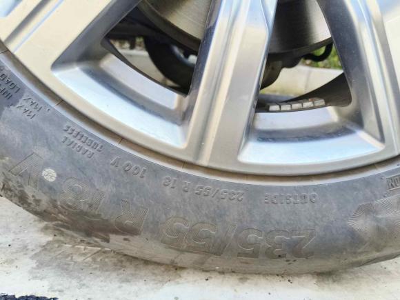 [上海·沪B] 二手凯迪拉克凯迪拉克XT42018款 28T 两驱领先型