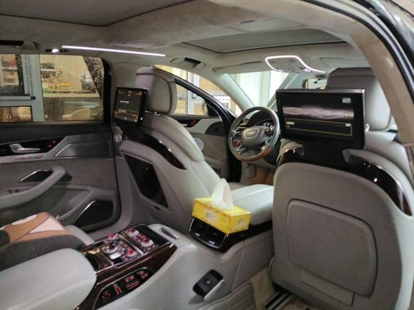 [义乌·浙G] 二手奥迪奥迪A82011款 A8L W12 6.3 FSI quattro