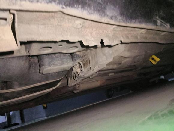 [温州·浙C] 二手别克君越2011款 2.4L SIDI雅致版