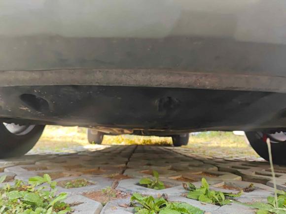 [济南·鲁A] 二手起亚索兰托2015款 索兰托L 2.4L 汽油4WD精英版 7座 国IV