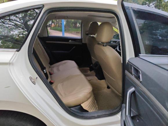 [上海·沪C] 二手大众朗逸2019款 1.5L 手动舒适版 国VI