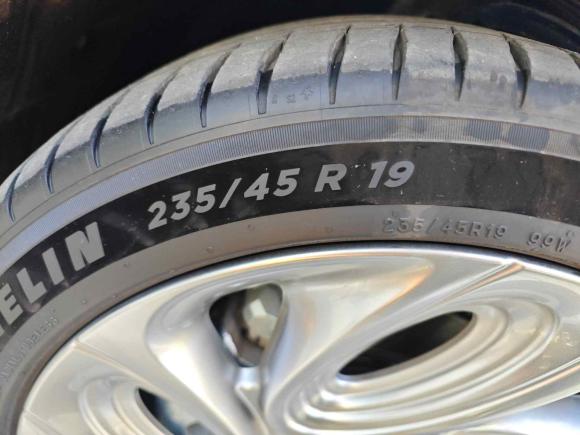 [上海·沪A] 二手欧拉欧拉闪电猫2022款 555km 尊贵版