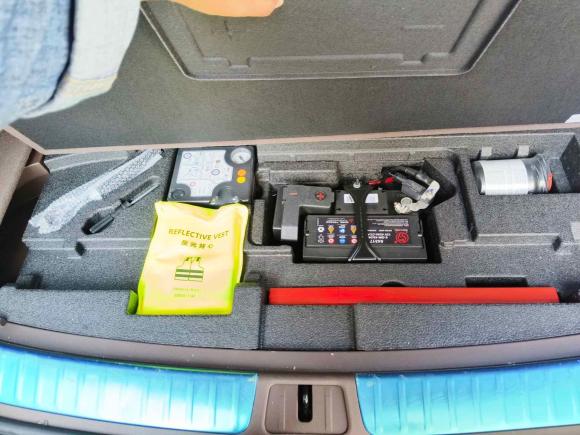 [西安·陕A] 二手鸿蒙智行问界M72024款 1.5T 后驱Plus版 5座