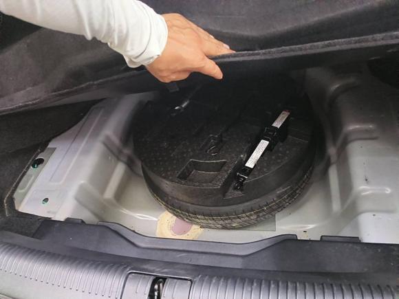 [成都·川A] 二手荣威荣威3602017款 1.5L 自动豪华版