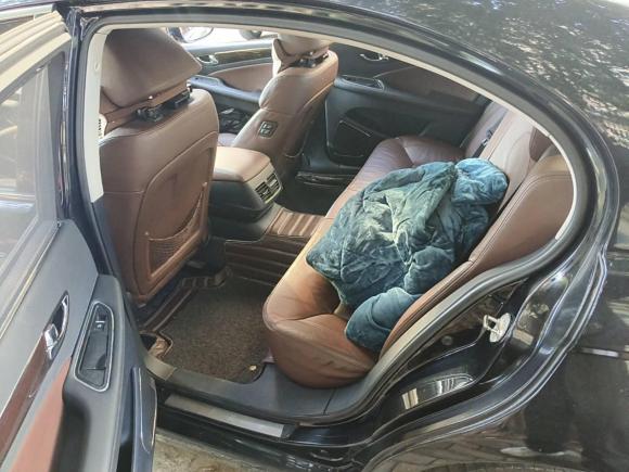 [合肥·川X] 二手红旗红旗H72015款 2.0T 豪华型