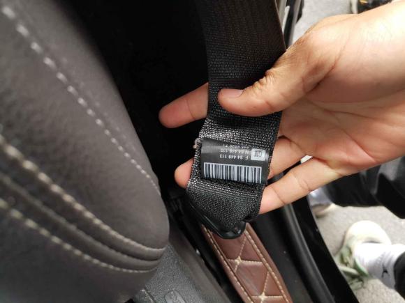 [广州·粤A] 二手凯迪拉克凯迪拉克XT62020款 28T 七座四驱风尚型