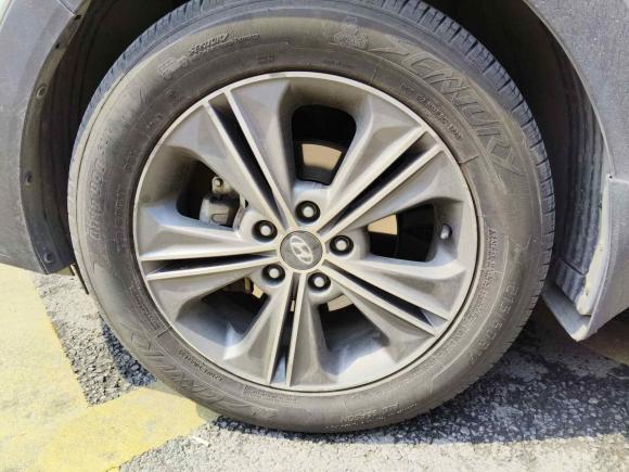 [西安·陕A] 二手现代北京现代ix252015款 1.6L 自动两驱智能型GLS