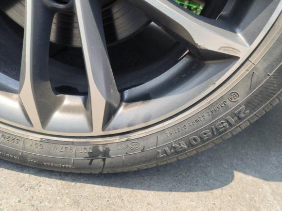 [上海·鄂J] 二手比亚迪秦Pro2020款 超越版 1.5TI 自动旗舰型