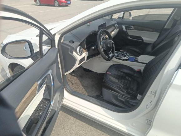 [北京·京A] 二手北京汽车北京EU52018款 R500 智风版