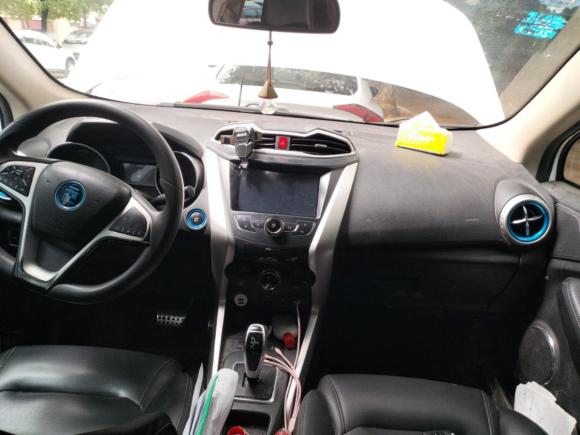 [南昌·赣A] 二手比亚迪元新能源2018款 EV360 智联悦酷型