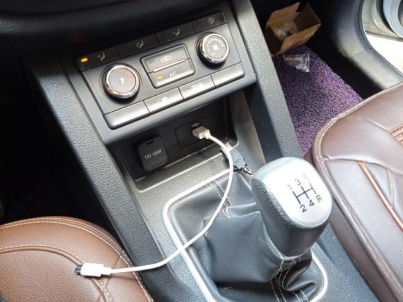 [杭州·浙C] 二手奔腾奔腾X402018款 网红版 1.6L 手动豪华型