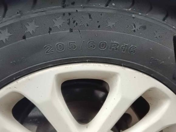 [苏州·苏B] 二手三菱翼神2012款 经典 1.8L CVT黑白版