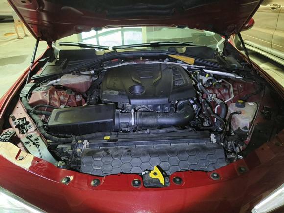 [武汉·鄂A] 二手阿尔法·罗密欧Giulia朱丽叶2017款 2.0T 200HP 豪华版